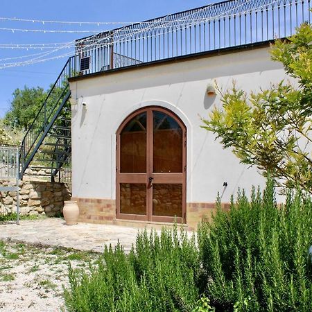 Roba Albanisi Hotel Aragona Buitenkant foto