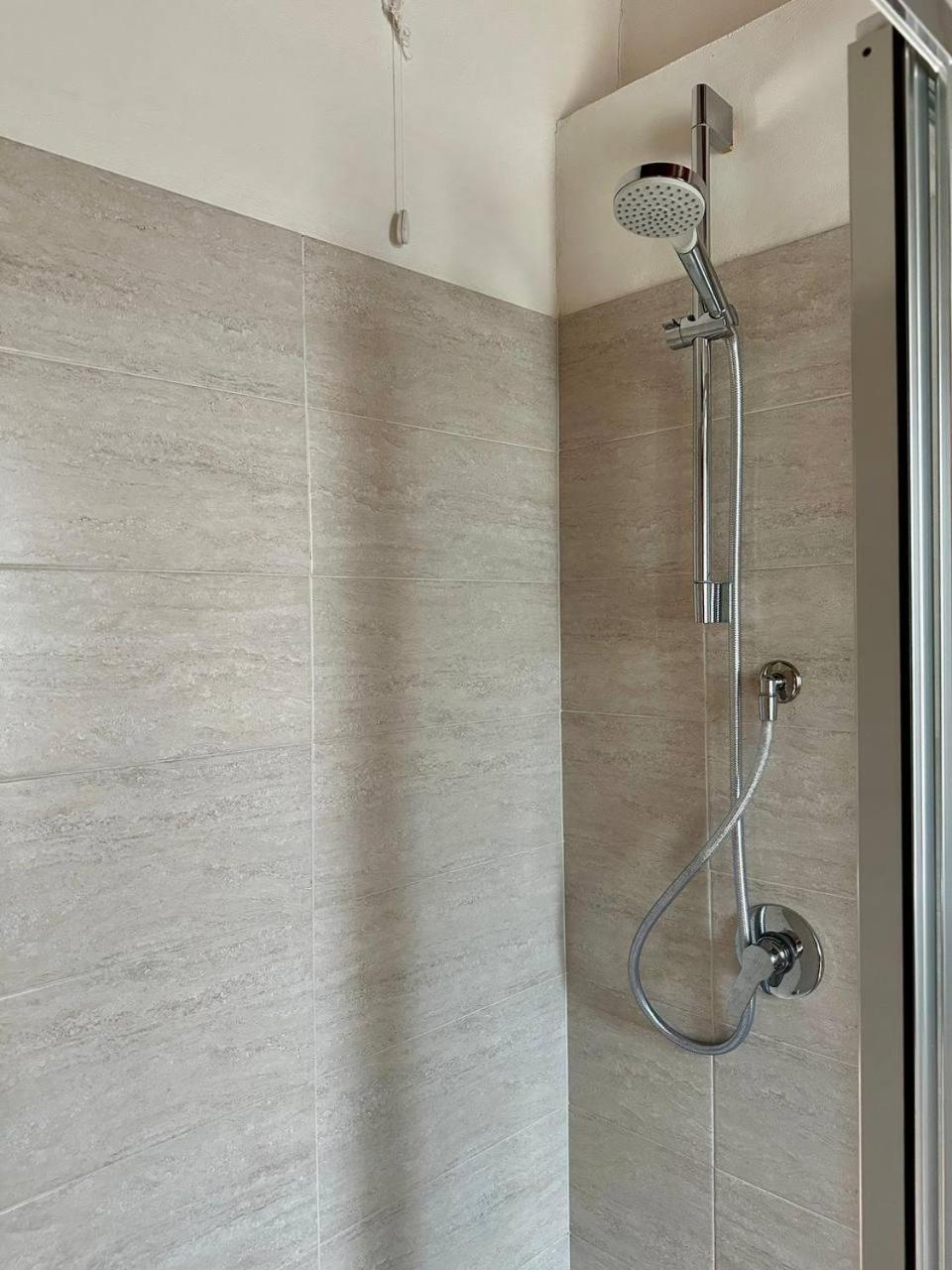 Roba Albanisi Hotel Aragona Kamer foto